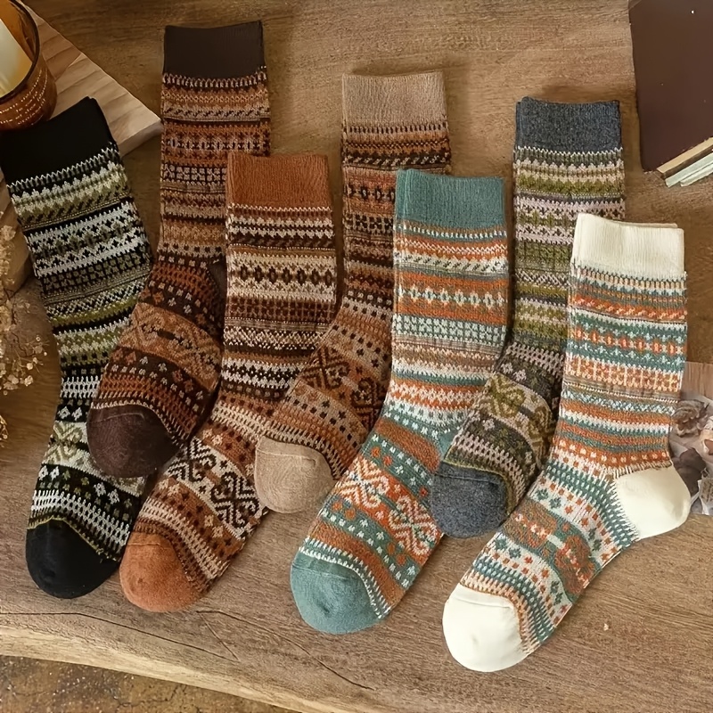 Retro 7-Color Mid-Calf Socks f - Winter Ethnic Fashion For Women 评论和价格